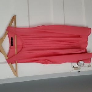 Flowy coral tank top / blouse